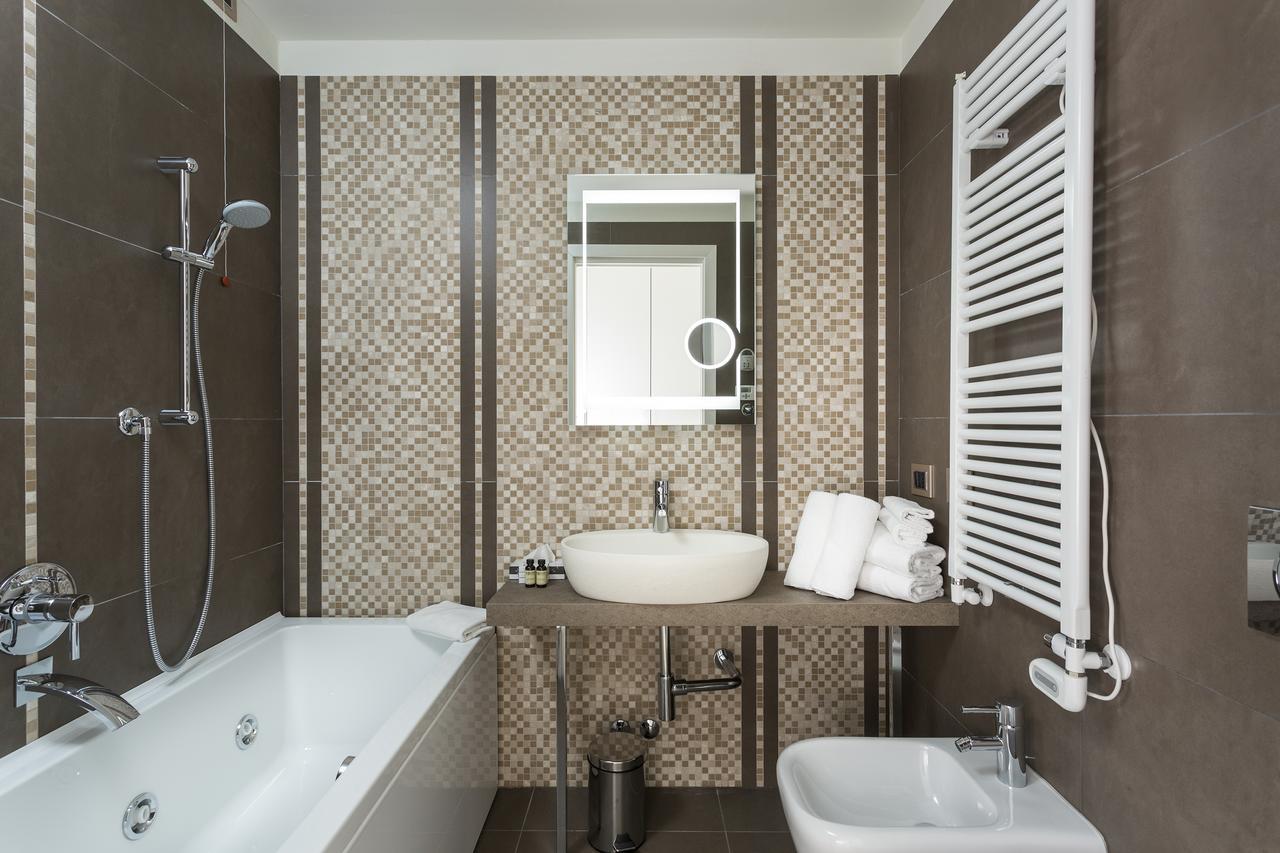 Embassy Aparthotel 리미니 외부 사진